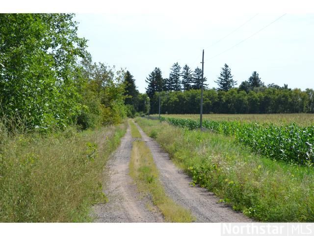 34299 Hupp St NE, Cambridge, MN 55008
