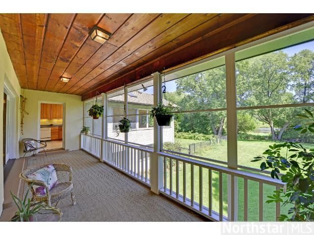 2301 Westridge Ln, Saint Louis Park, MN 55416