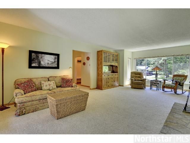 2301 Westridge Ln, Saint Louis Park, MN 55416