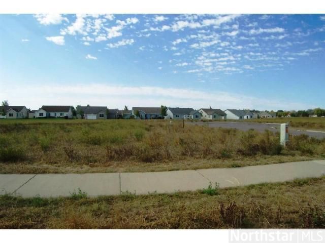 1809 Amblewood Ct, Saint Cloud, MN 56303