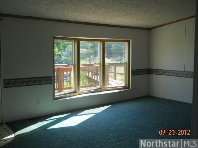 6906 160th St, Milaca, MN 56353
