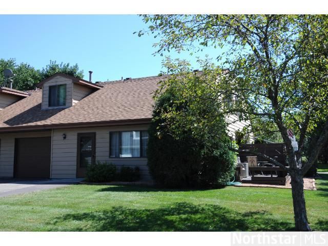 1226 Ferndale St N, Maplewood, MN 55119