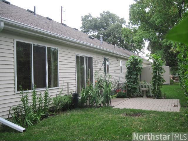 607 B 8th St NE, Buffalo, MN 55313