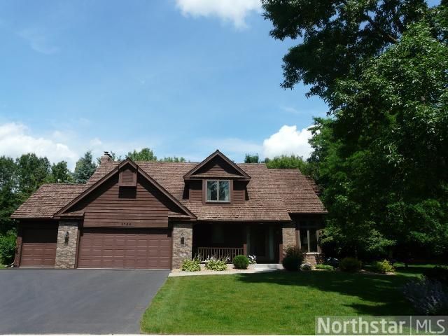 3786 Briarwood Ln, Eagan, MN 55123