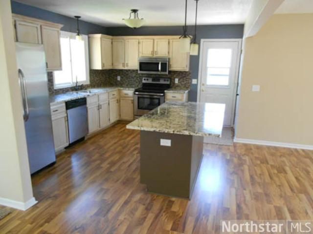 9803 Girard Cir S, Bloomington, MN 55431