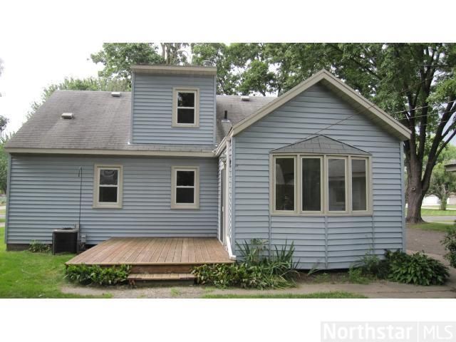 2575 Oriole Ln, New Brighton, MN 55112