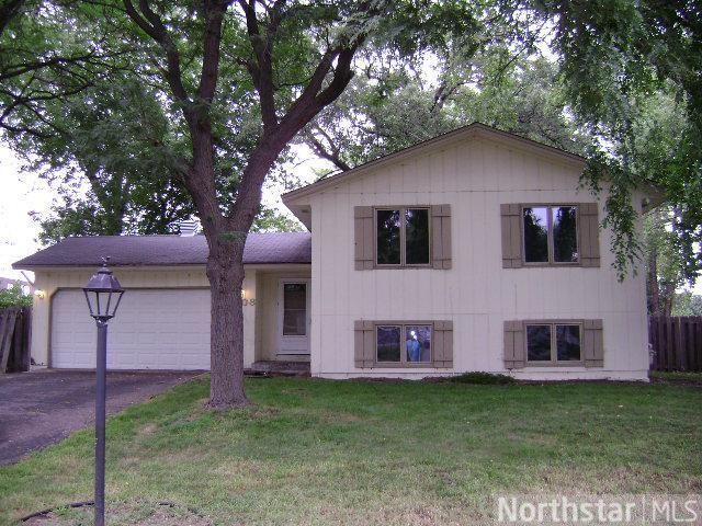 5208 84th Ave N, Brooklyn Park, MN 55443