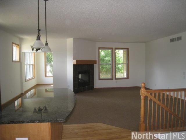 10032 Lee Dr, Eden Prairie, MN 55347