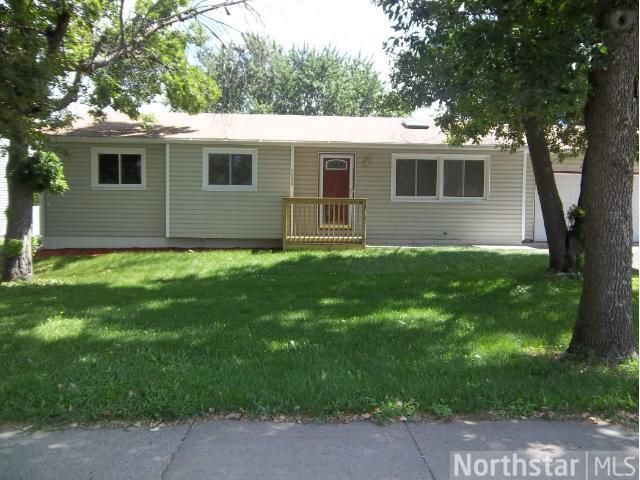 7308 France Ave N, Brooklyn Park, MN 55443