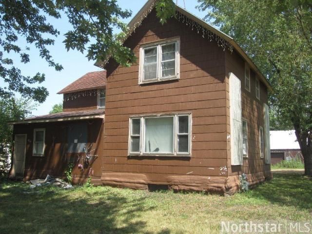 809 Park Rd, Madison Lake, MN 56063
