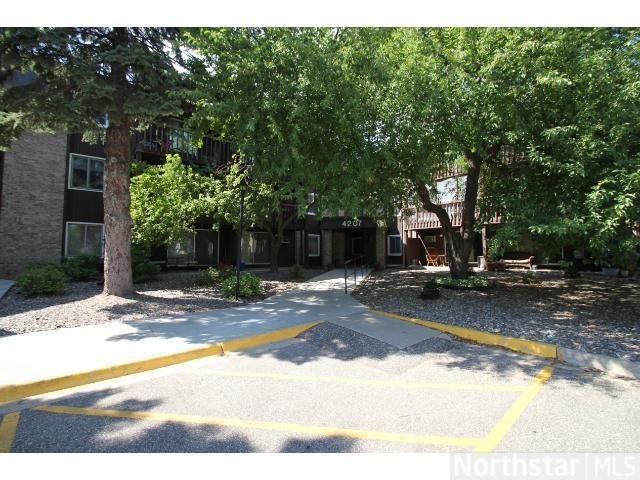 4207 Lakeside Ave N #336, Brooklyn Center, MN 55429