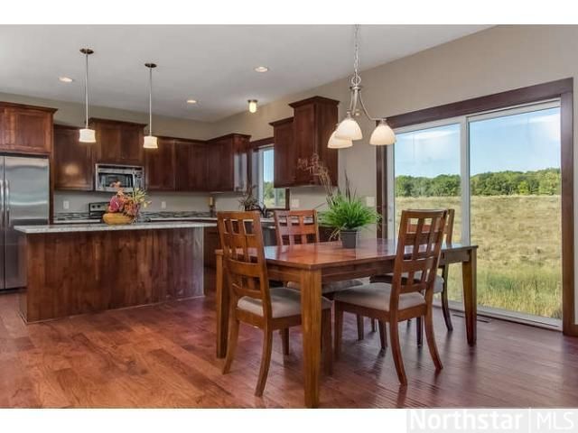 690 Kadler Cir, Hanover, MN 55341