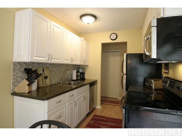 4636 Cedar Lake Rd S #1, Saint Louis Park, MN 55416