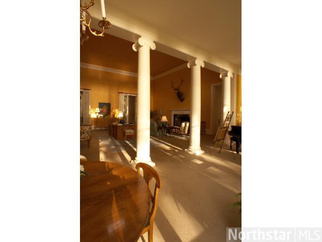 539 Harrington Rd, Wayzata, MN 55391
