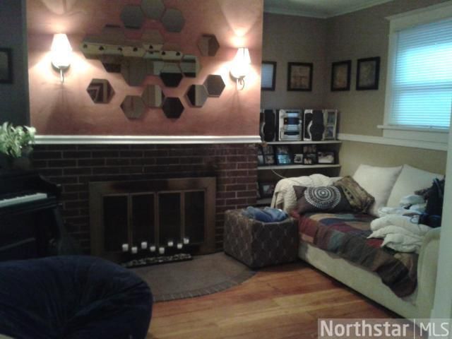 673 Lincoln Ave #2, Saint Paul, MN 55105