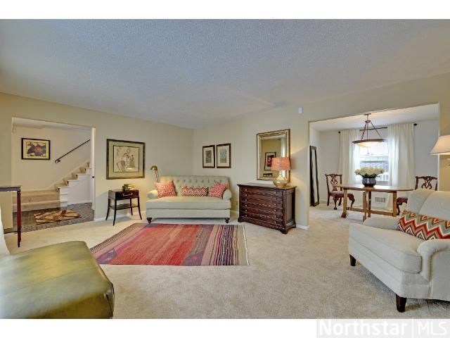 14318 Golf View Dr, Eden Prairie, MN 55346