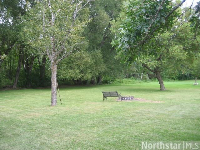 1005 Park Ave NE, Staples, MN 56479
