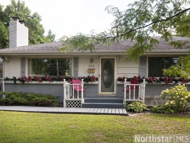 215 W 102nd St, Bloomington, MN 55420