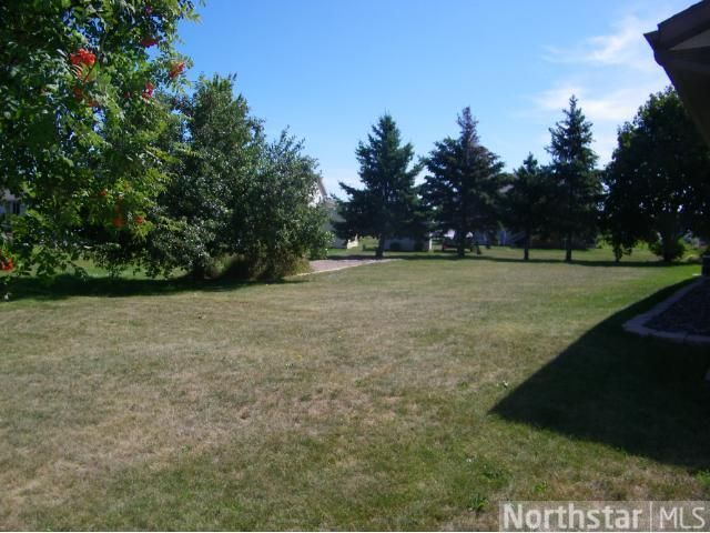 301 Fraser Dr, Foley, MN 56329