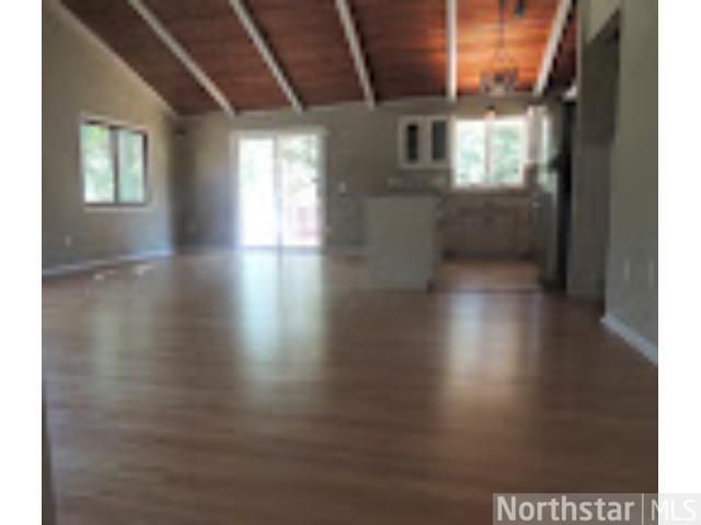 6284 Upper 46th St N, Oakdale, MN 55128