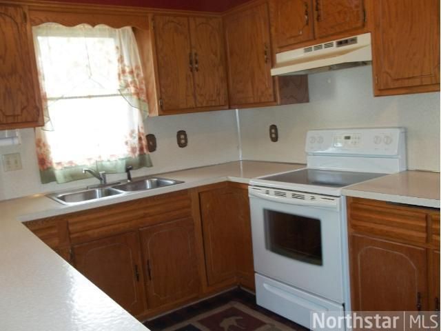 10918 Eagle St NW, Coon Rapids, MN 55433