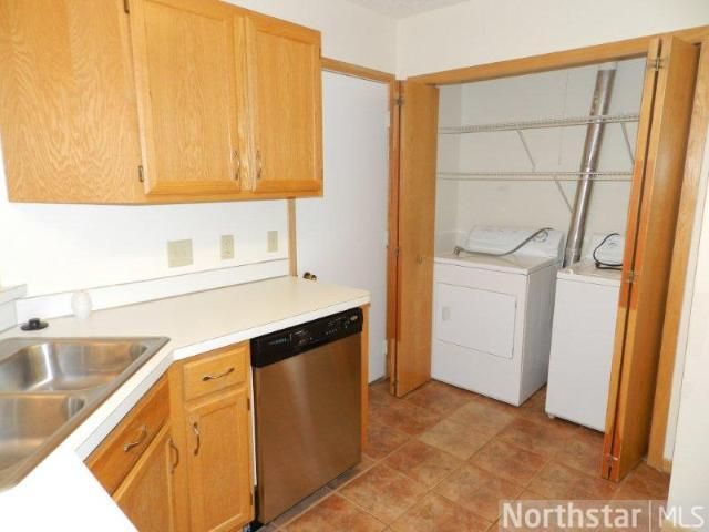 9945 Russell Ave N #9, Brooklyn Park, MN 55444