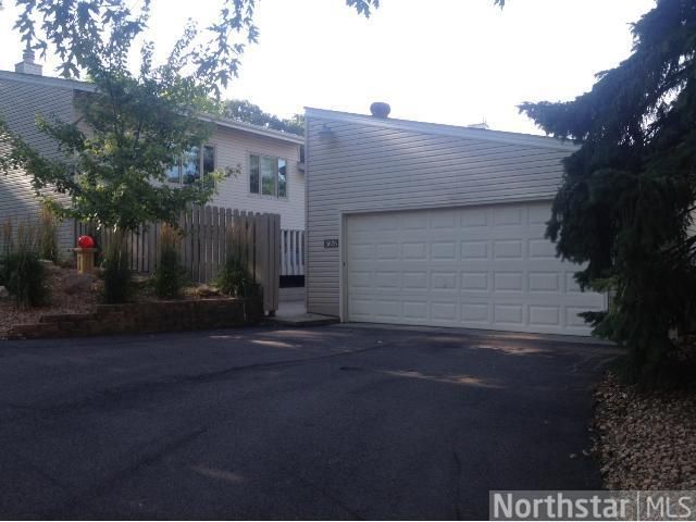 5625 W Bavarian Ps, Fridley, MN 55432