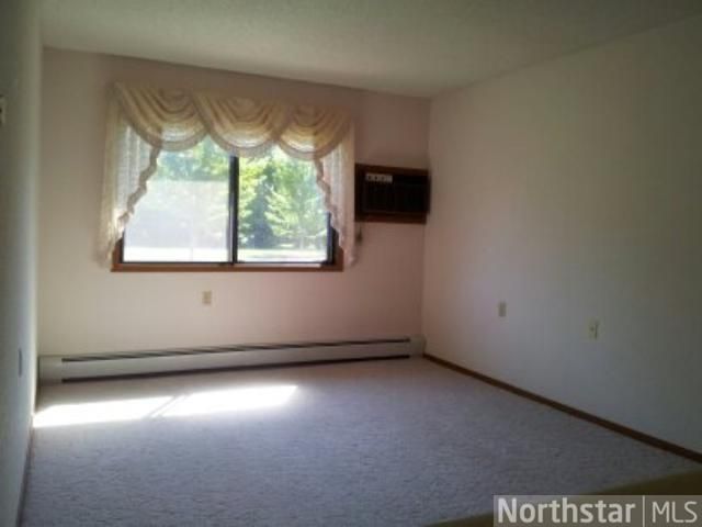 1212 3rd St NE #109, Waseca, MN 56093