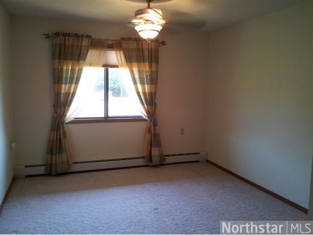1212 3rd St NE #109, Waseca, MN 56093