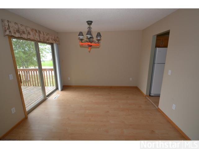 7314 Deer Pass Dr, Centerville, MN 55038