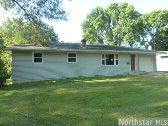 804 Johanna Ave SE, Willmar, MN 56201
