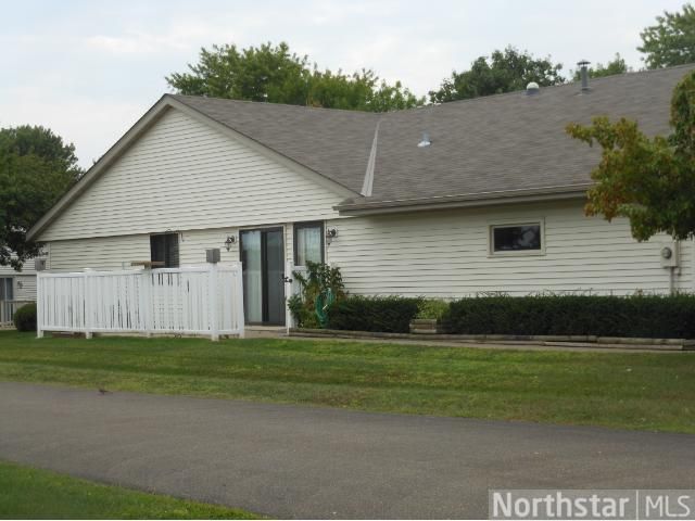 20216 Hunter Ct, Lakeville, MN 55044