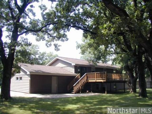 3932 10th Ln, Anoka, MN 55303