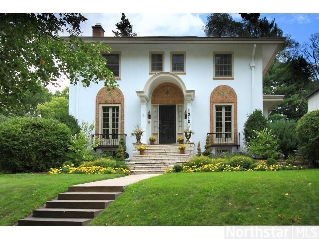 1018 W Minnehaha Pw, Minneapolis, MN 55419