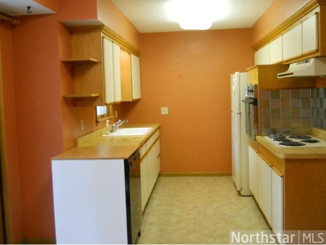 8211 31st Ave N, Crystal, MN 55427