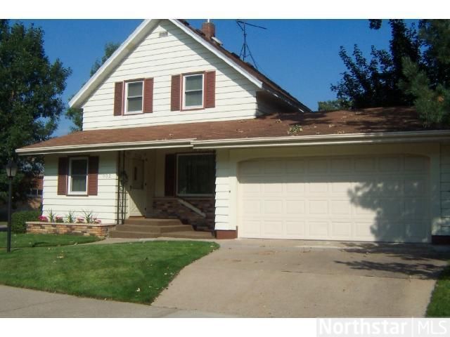 902 8th Ave S, Saint Cloud, MN 56301