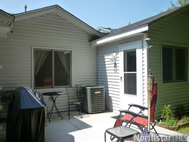8811 Norway St NW, Coon Rapids, MN 55433