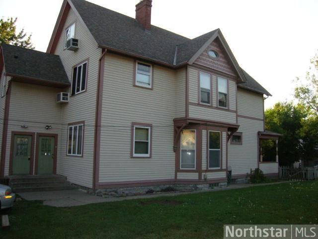 732 4th St E, Saint Paul, MN 55106