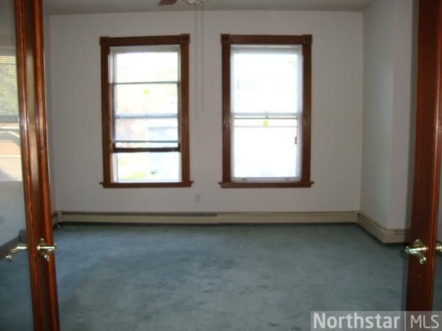 732 4th St E, Saint Paul, MN 55106