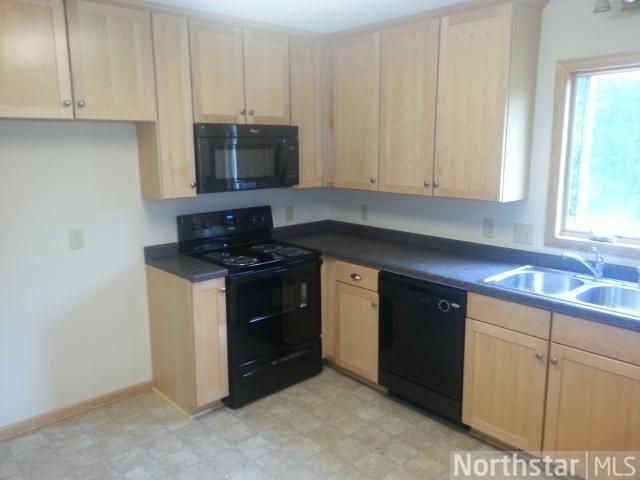 8815 88th St S, Cottage Grove, MN 55016