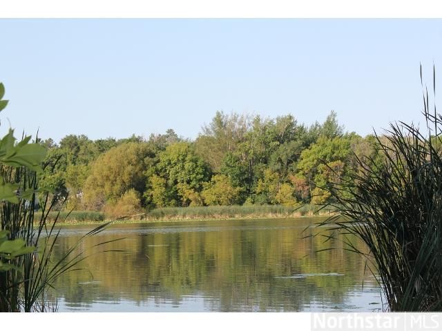 1005 Shoreline Dr, Howard Lake, MN 55349