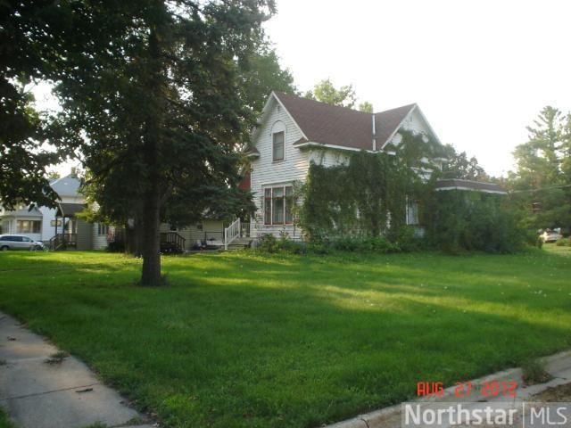 141 Colfax Ave NE, Hector, MN 55342