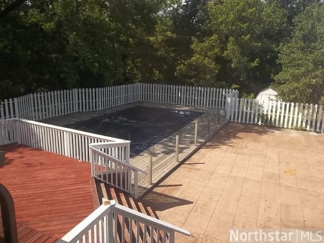 12690 St Croix Trl, North Branch, MN 55056