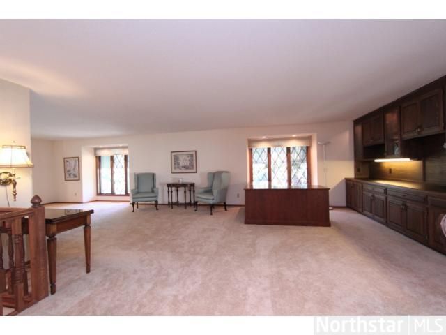 1869 Eustis St, Lauderdale, MN 55113