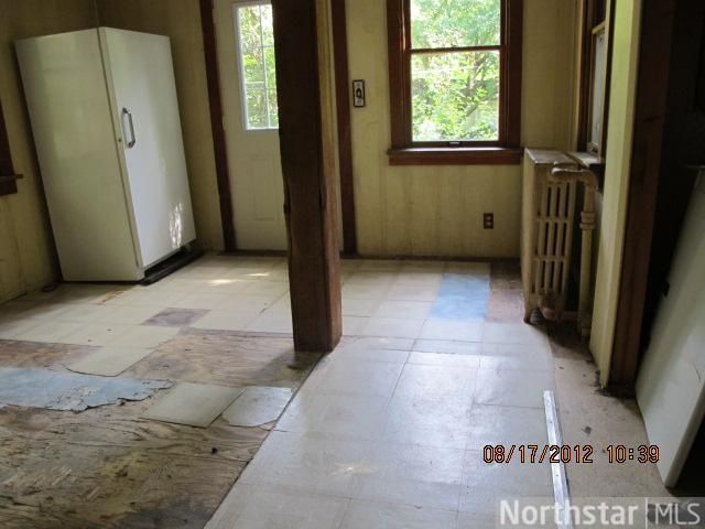 4636 Shady Ln, White Bear Lake, MN 55110
