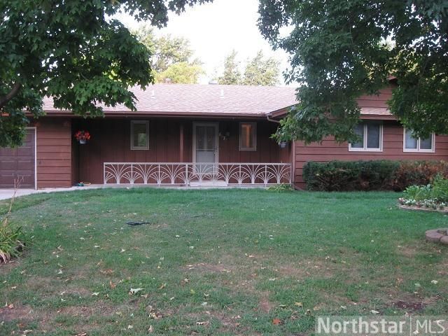6472 Riverview Ter NE, Fridley, MN 55432