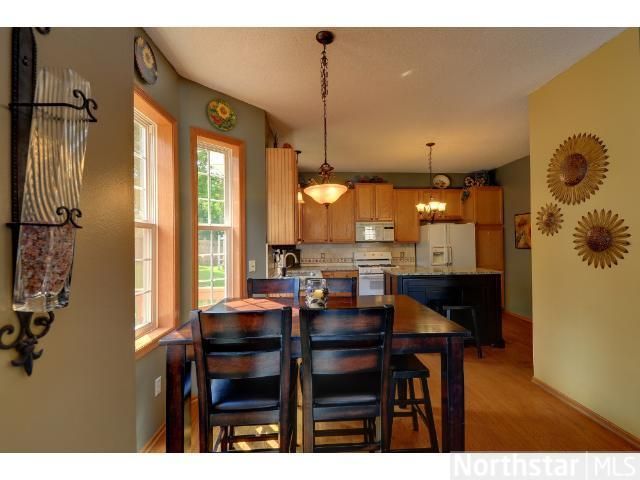 8685 Endicott Trl, Eden Prairie, MN 55347