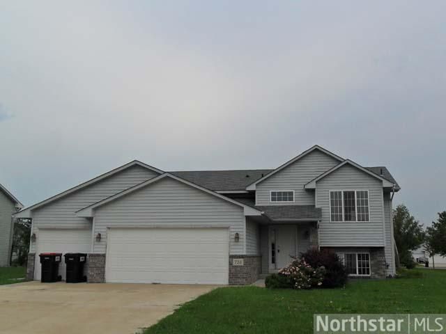 728 O'brien Pw, Belle Plaine, MN 56011