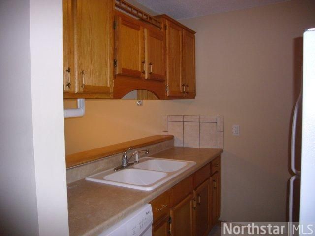12862 Nicollet Ave #102, Burnsville, MN 55337