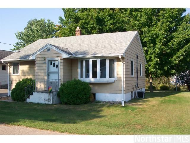 255 Vail St N, Eden Valley, MN 55329